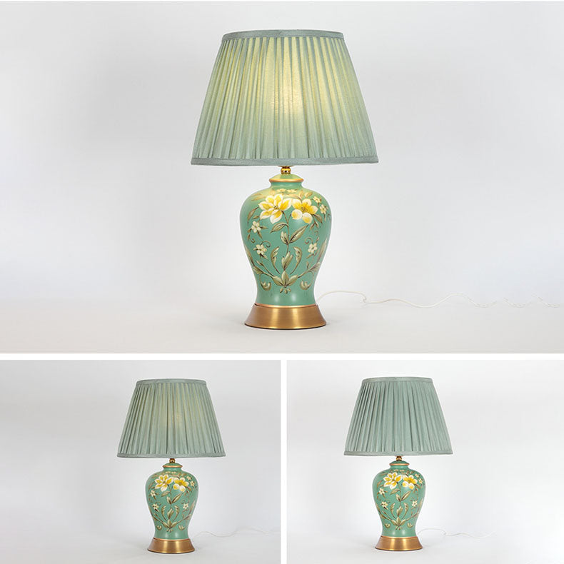 Traditional Chinese Pleated Fabric Shade Ceramic Vase Base 1-Light Table Lamp For Study