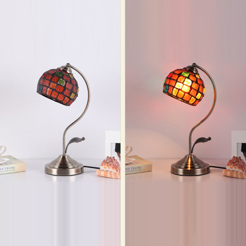 Lampe de table à 1 lumière en verre sphérique rond traditionnel Tiffany pour salon 