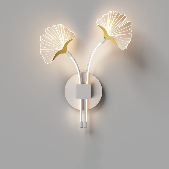 Applique murale LED en aluminium et acrylique avec feuille de ginkgo nordique contemporaine pour chevet 