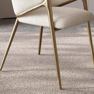 Silla de comedor contemporánea de lujo redonda de lana de cordero con patas de acero inoxidable, respaldo y reposabrazos para comedor 