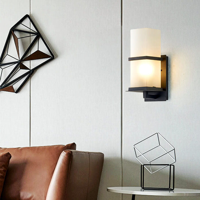 Applique murale 1 lumière avec abat-jour en verre dépoli étanche pour extérieur industriel 