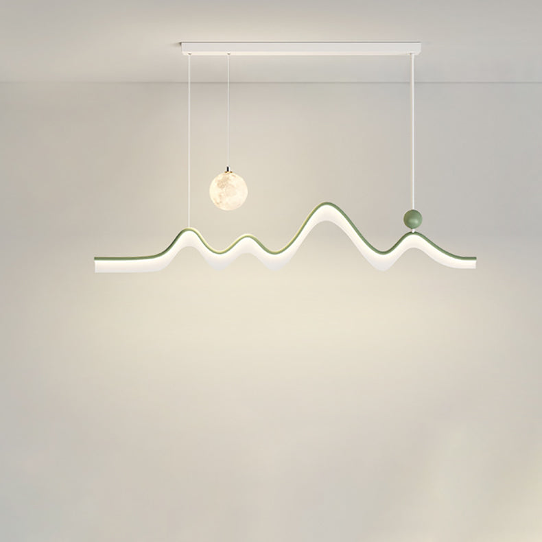 ثريا ضوء الجزيرة LED من الألومنيوم والأكريليك بتصميم حديث وموجة القمر الطويلة من الحديد لغرفة الطعام 