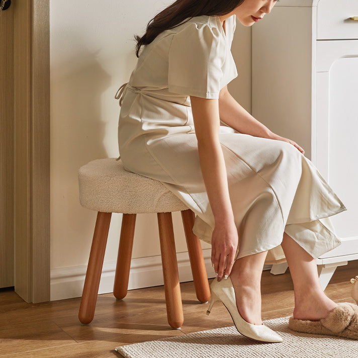 現代的なクリエイティブクラウドクローバーウッドラムウールフォームチェア、リビングルーム用の四本脚 