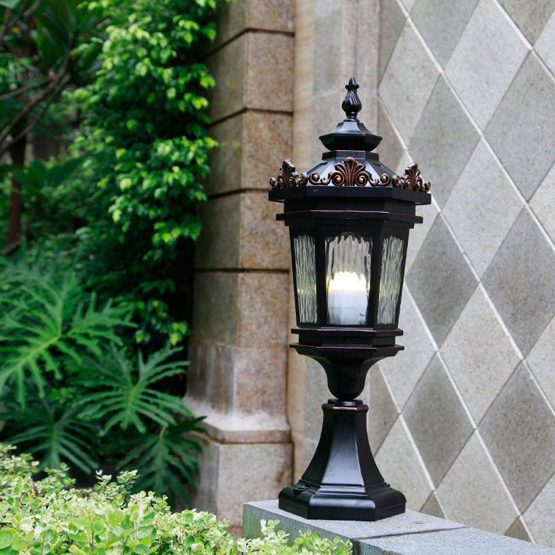 Luz de Poste de Cabeza de 1 Luz de Vidrio de Aluminio Cilíndrico Hexagonal Europeo Tradicional para Patio Exterior 