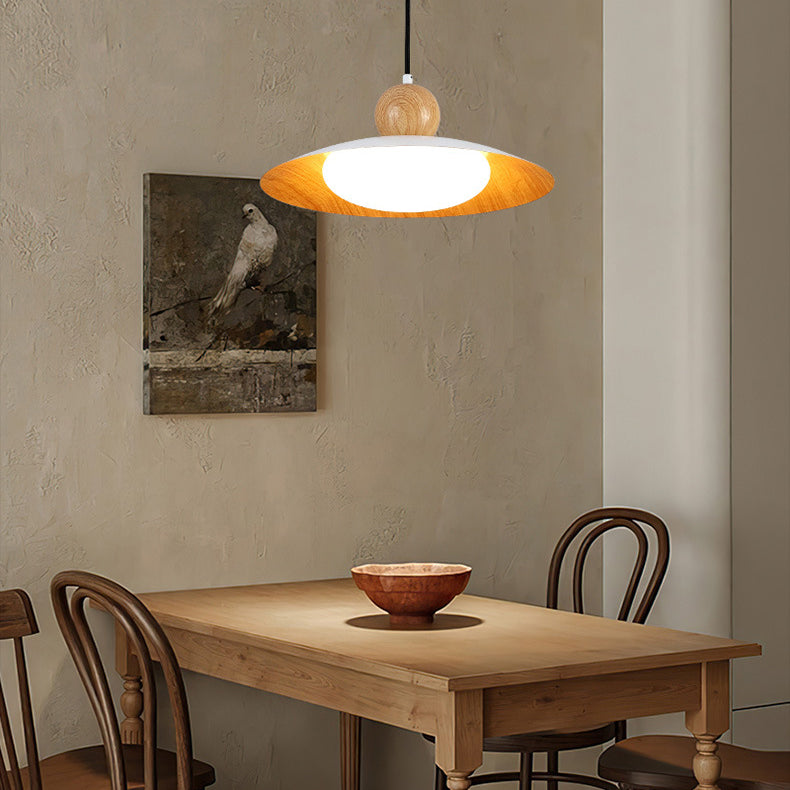 Zeitgenössische skandinavische Eisen PE Acrylglas LED Pendelleuchte für Esszimmer 