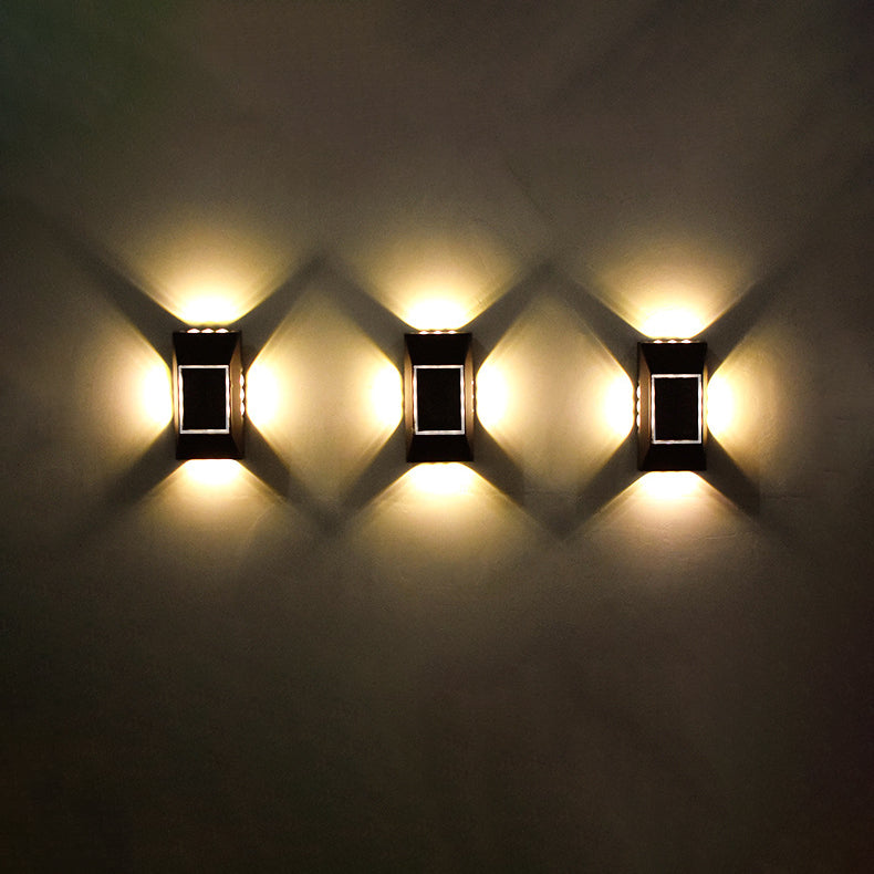 Lampe murale extérieure à LED en plastique ABS rectangulaire avec capteur solaire de modernité et simplicité pour jardin 