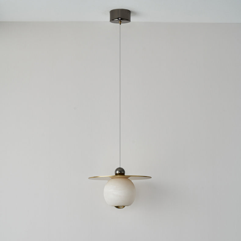 Suspension LED avec abat-jour sphérique en marbre d&