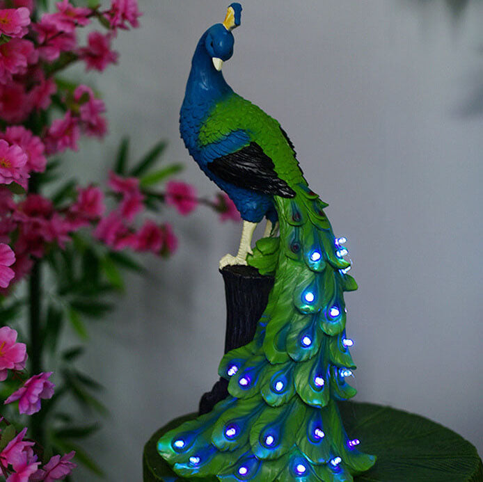Moderne Solar-Simulation Pfau wasserdichtes Harz Batterie LED Außenbeleuchtung 