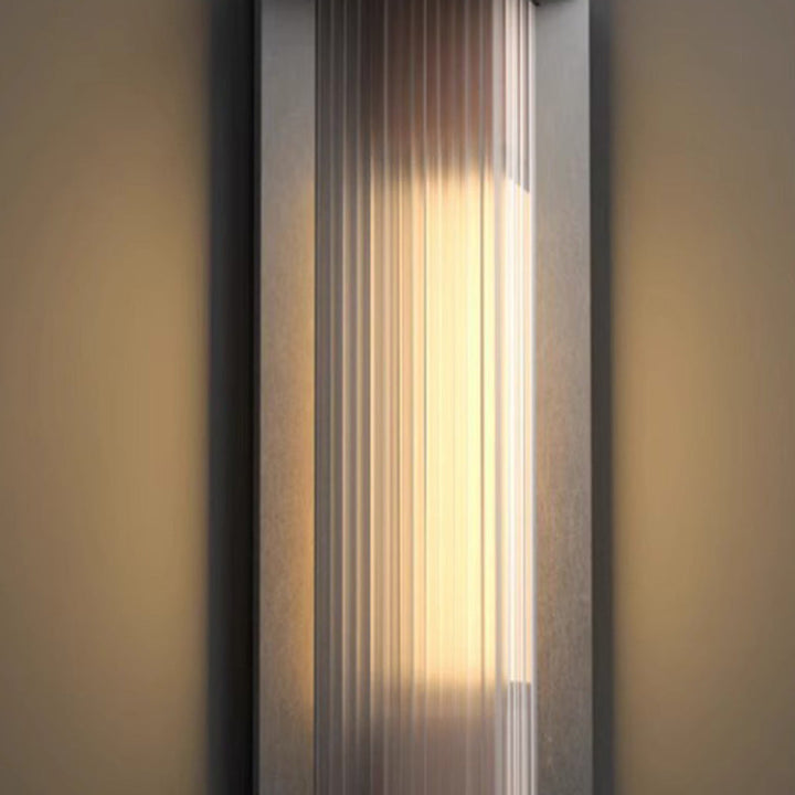 Lámpara de Aplique de Pared Exterior LED de Prisma Triangular de PC de Vidrio de Acero Inoxidable Solar Impermeable de Simplicidad Moderna para Jardín 