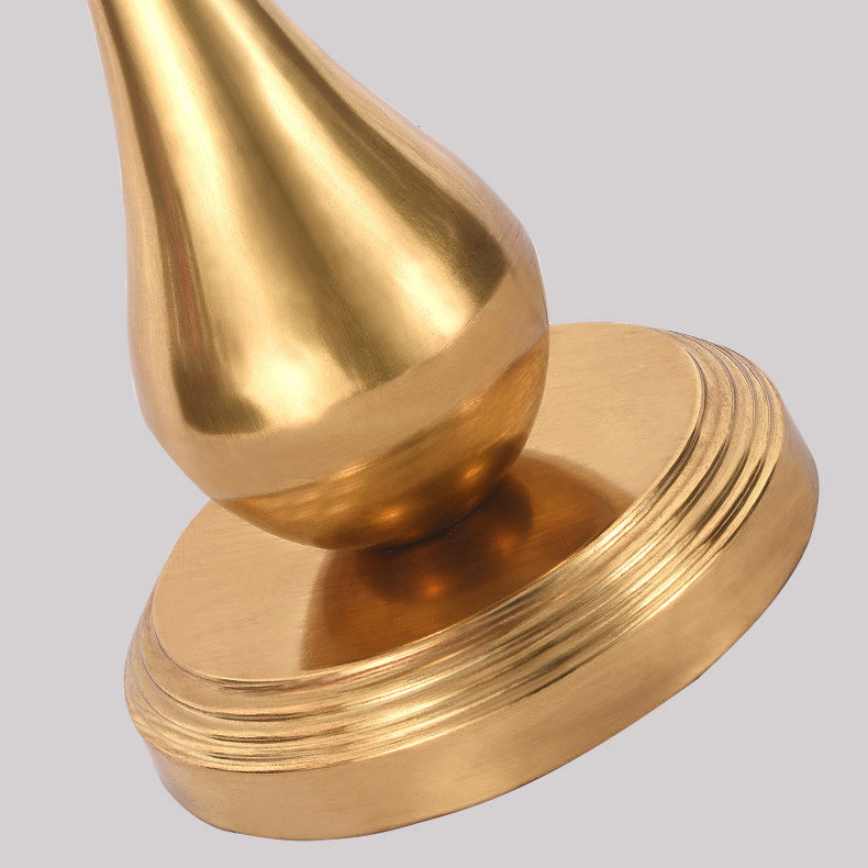 Traditionelle französische Tischlampe in Lotusform mit 1 Licht und Stoffquaste aus antikem Messing für das Home Office 