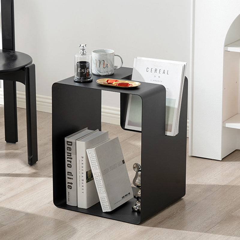 Moderner minimalistischer rechteckiger kubischer Eisen-Beistelltisch mit 2 Ablagen für das Wohnzimmer 