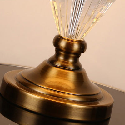 Traditionelle europäische Zylinder-Hardware-Kristallgewebe-1-Licht-Tischlampe für Schlafzimmer 
