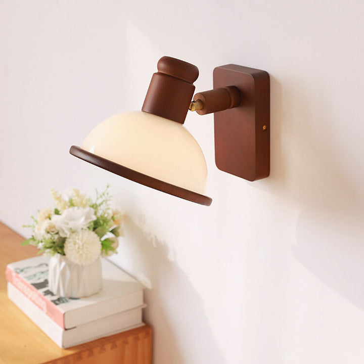 Aplique de pared de 1 luz con cúpula ajustable de brazo oscilante de madera de nogal vintage china 