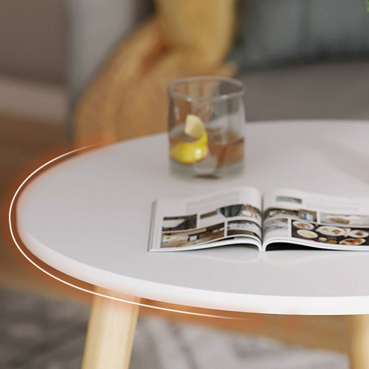 Moderner minimalistischer runder Dreiecksfuß-Couchtisch aus MDF, Massivholz und Kunststoff, 2-stufig, für das Wohnzimmer 
