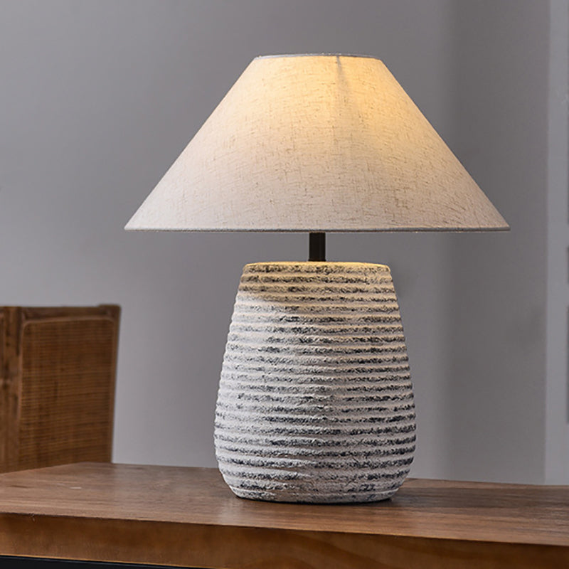 Modern Vintage Ceramic Jar Linen Fabric Handmade 1-Light Table Lamp For Living Room