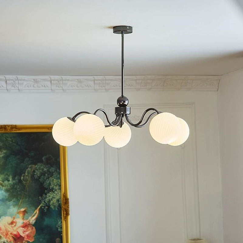 Zeitgenössischer skandinavischer runder Ball Eisen Glas 3/5/8 Licht Kronleuchter für Wohnzimmer 