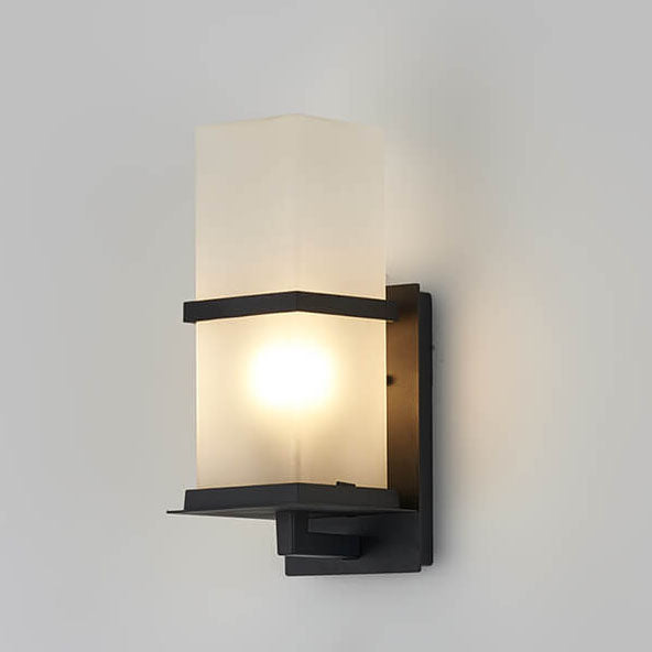 Applique murale 1 lumière avec abat-jour en verre dépoli étanche pour extérieur industriel 