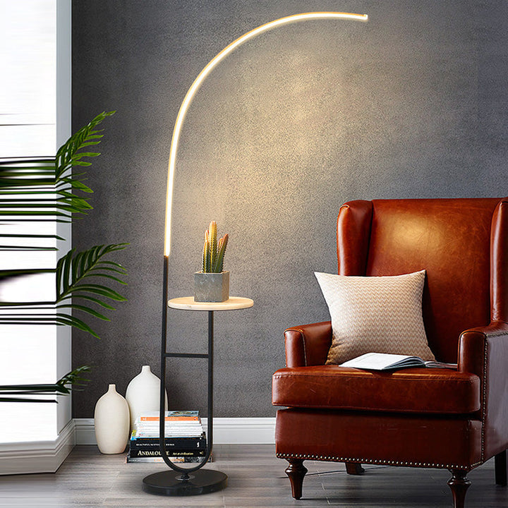 Zeitgenössische Einfachheit Arc Aluminium Streifen mit Marmor Eisen Palette LED Stehlampe für Wohnzimmer 