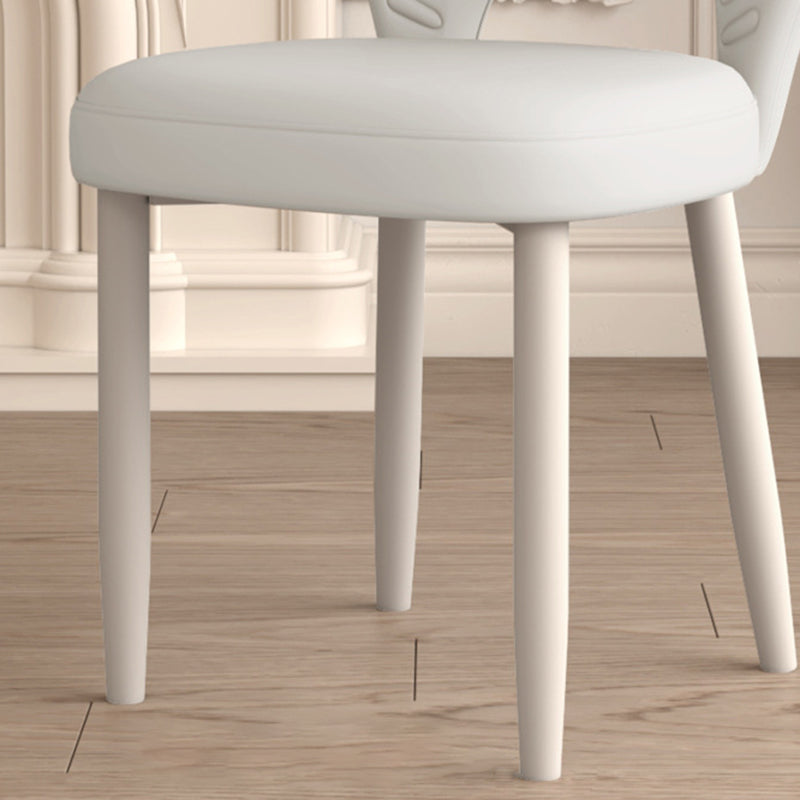 Moderner minimalistischer gebogener halbrunder quadratischer PU-Leder-Eisen-Esszimmerstuhl ohne Armlehne für das Esszimmer 