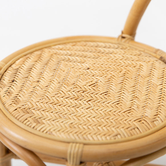 Tabouret rond en rotin tressé traditionnel japonais avec dossier en nœud papillon pour entrées 