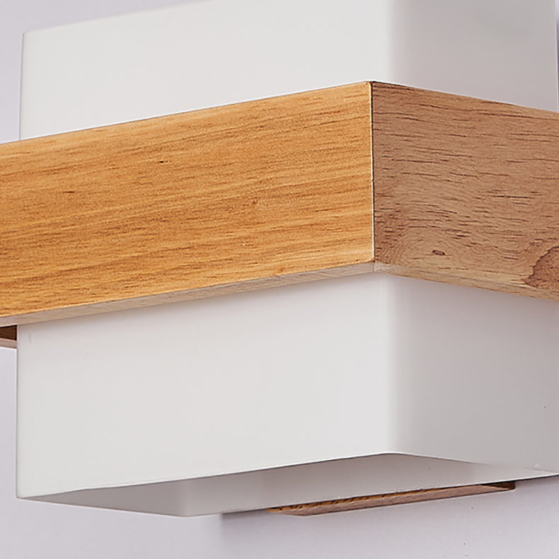 Lampe murale à une lumière cubique en bois et verre de style ferme traditionnelle pour chevet 