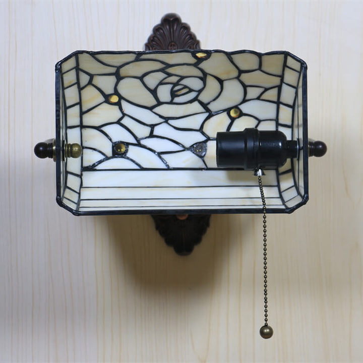 Traditional Vintage Tiffany Floral Stained Glass 1-Light Wall Sconce Lamp For Living Room