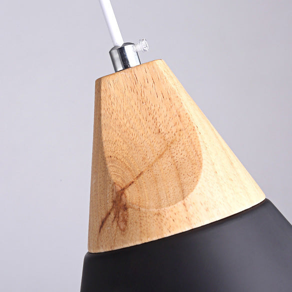 Moderne minimalistische konische Massivholz Eisen 1-Licht Pendelleuchte für Wohnzimmer 