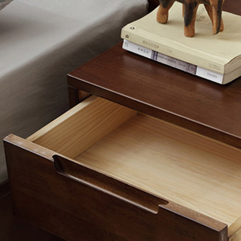 Table de chevet en bois massif scandinave contemporain avec plateau carré et 1 tiroir pour chambre 