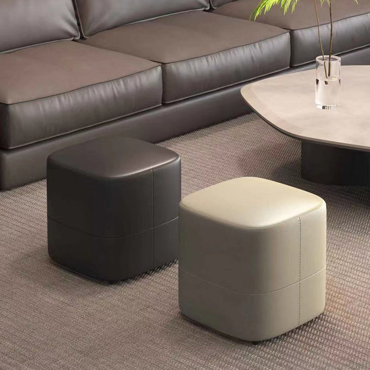 Moderner minimalistischer quadratischer Hocker aus Mikrofaserleder und Massivholz, rücken- und armlehnenlos, für das Wohnzimmer 