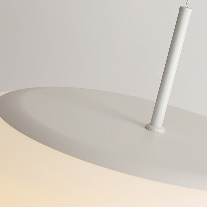 Moderne minimalistische ovale Eisen-PE-LED-Pendelleuchte für das Wohnzimmer 