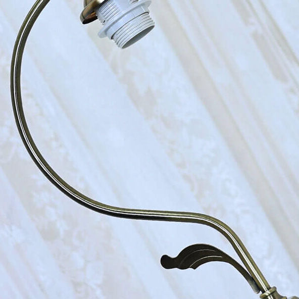 Traditional Vintage Frosted Floral Glass Shade Metal Base 1-Light Table Lamp for Living Room