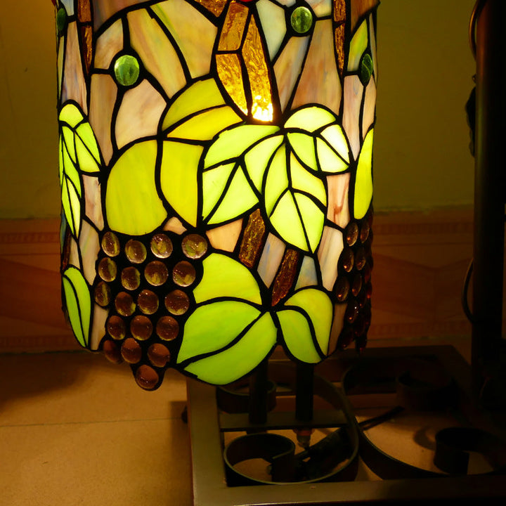 Lampe de sol traditionnelle Tiffany à colonne en fer avec verre à 2 lumières pour salon 
