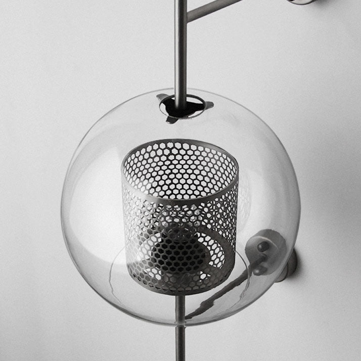 Zeitgenössische Wandlampe mit industriellem Eisenrahmen und kugelförmigem Glasschirm, 1-Licht für Schlafzimmer 