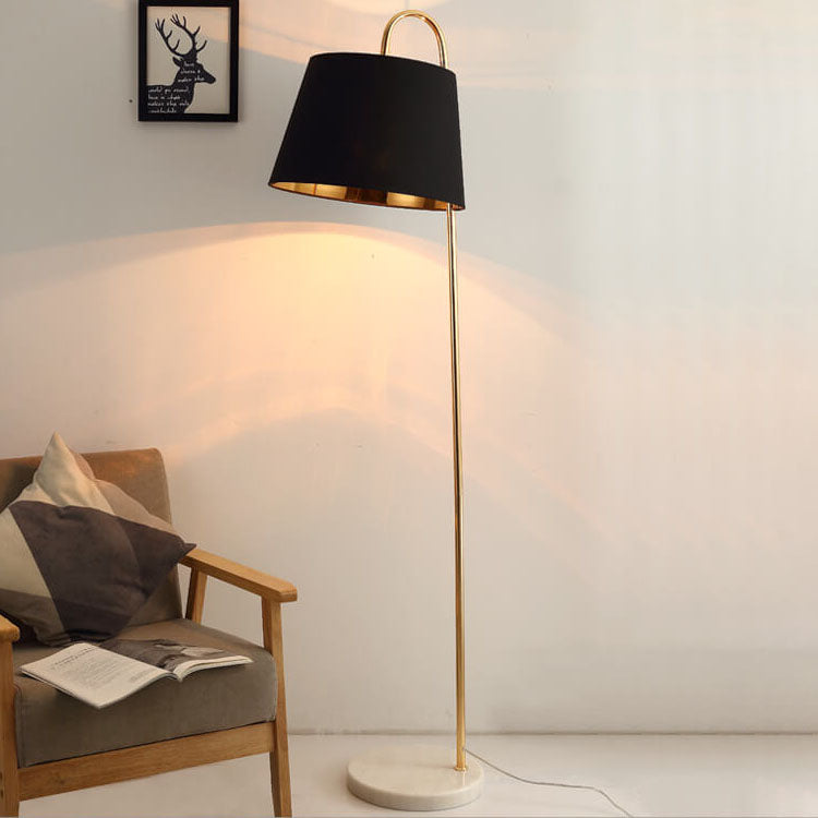 Nordic Modern Einfarbig Stoffschirm Marmor 1-Licht Stehende Stehlampe 