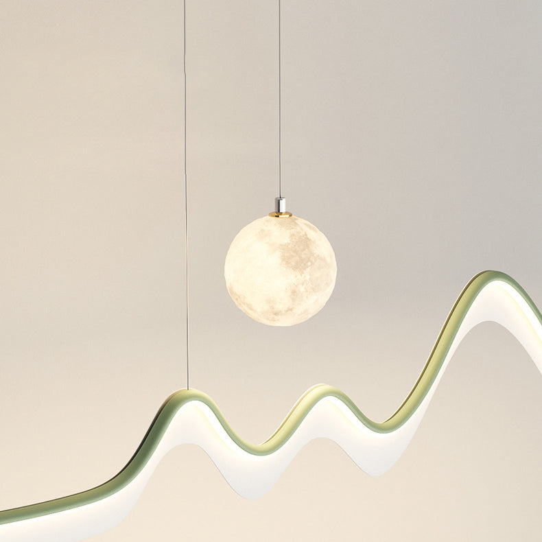 ثريا ضوء الجزيرة LED من الألومنيوم والأكريليك بتصميم حديث وموجة القمر الطويلة من الحديد لغرفة الطعام 