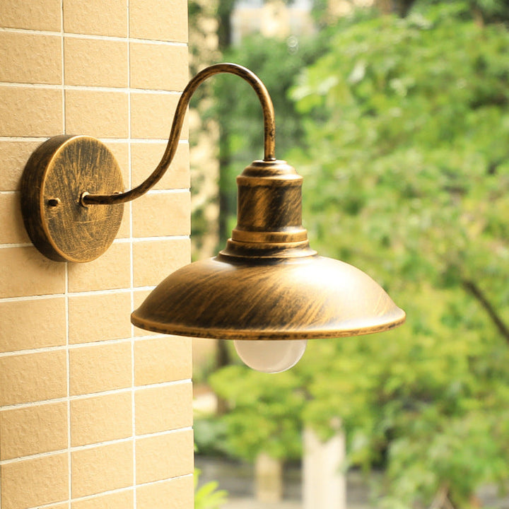 Zeitgenössische Industrielle Gebogene Stange Runde Topf Deckel Eisen 1-Licht Wandleuchte Lampe Für Outdoor Terrasse 