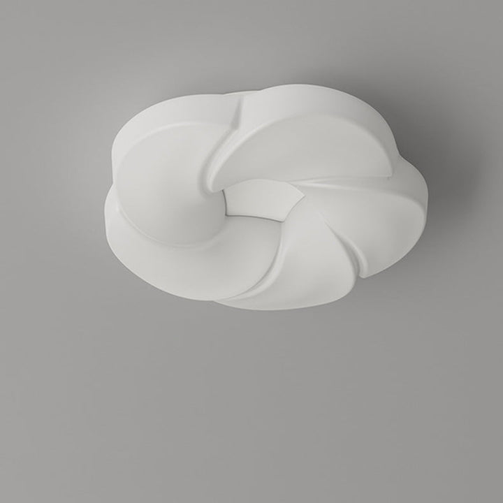 Moderne unbedeutende Deckenleuchte aus PE-Plätzchen-Wolken-Form-Eisen-LED für Schlafzimmer 