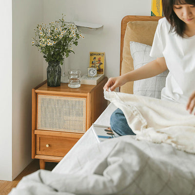 Table de chevet contemporaine rétro carrée en bois massif à 2 tiroirs pour chambre 