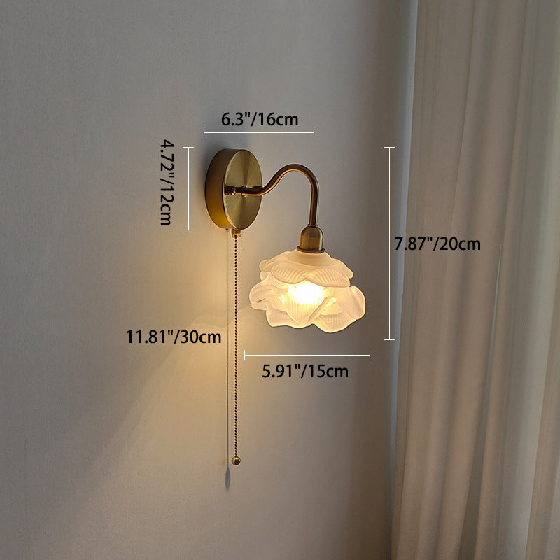 Japanische minimalistische Wandleuchte aus mattiertem Glas mit 1 Licht und Zugschnur 