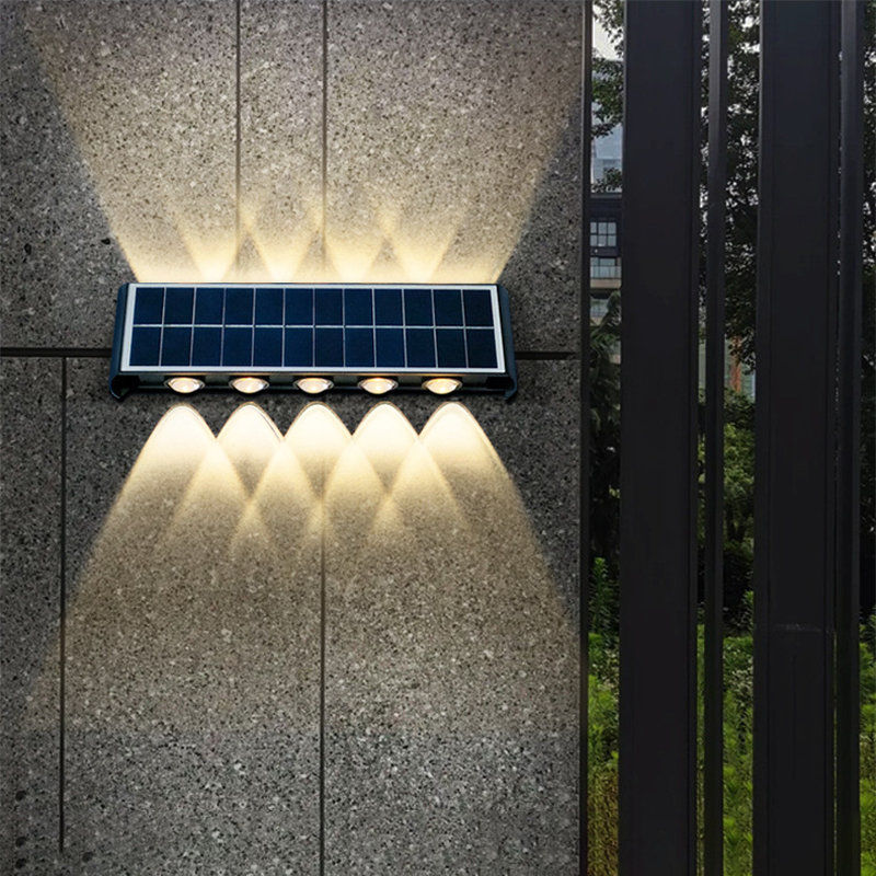 مصباح حائطي LED مستطيل مقاوم للماء من ABS PMMA بتصميم عصري بسيط للطاقة الشمسية للفناء الخارجي 