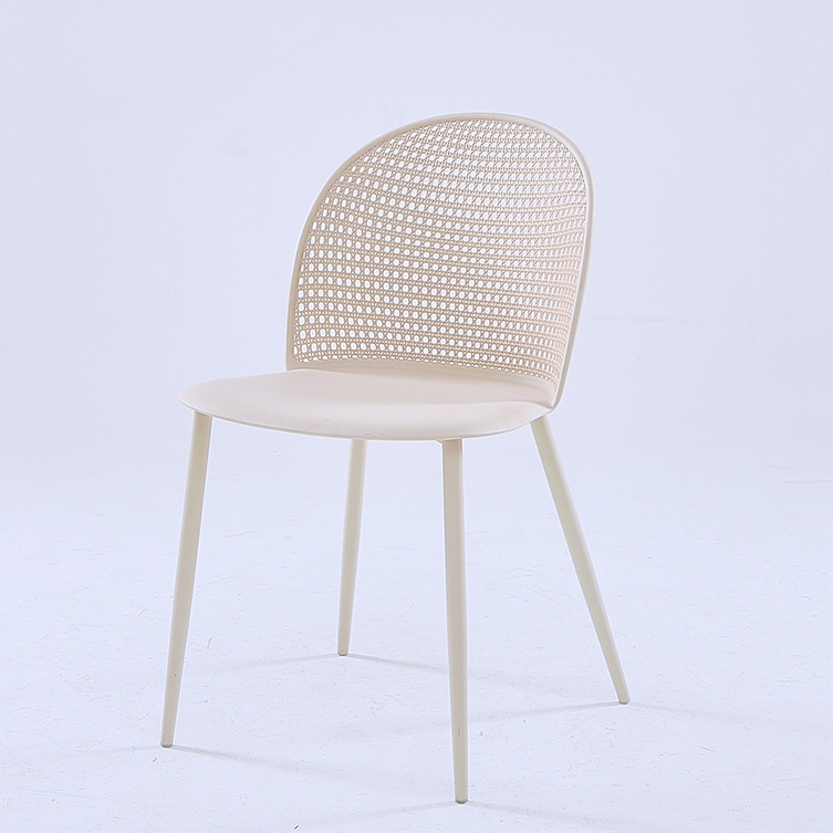 Moderner minimalistischer Bogen PP Webeisen Esszimmerstuhl Rückenlehne ohne Armlehnen für Esszimmer 
