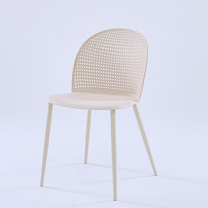 Moderner minimalistischer Bogen PP Webeisen Esszimmerstuhl Rückenlehne ohne Armlehnen für Esszimmer 