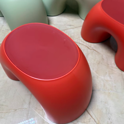 Tabouret sans dossier ni accoudoirs en forme d'arc-en-ciel créatif contemporain pour le salon 