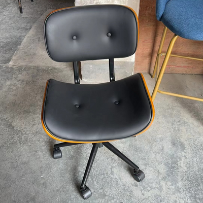 Simplicité contemporaine Chaise de bureau pivotante en cuir carré en bois massif Dossier sans accoudoirs pour étude 