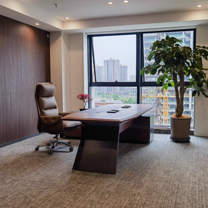 Moderner Luxus-Bürostuhl aus echtem Leder, Sperrholz und Aluminium, rechteckige Rückenlehne, mit Fußstütze und Rollen für Arbeitszimmer und Homeoffice 