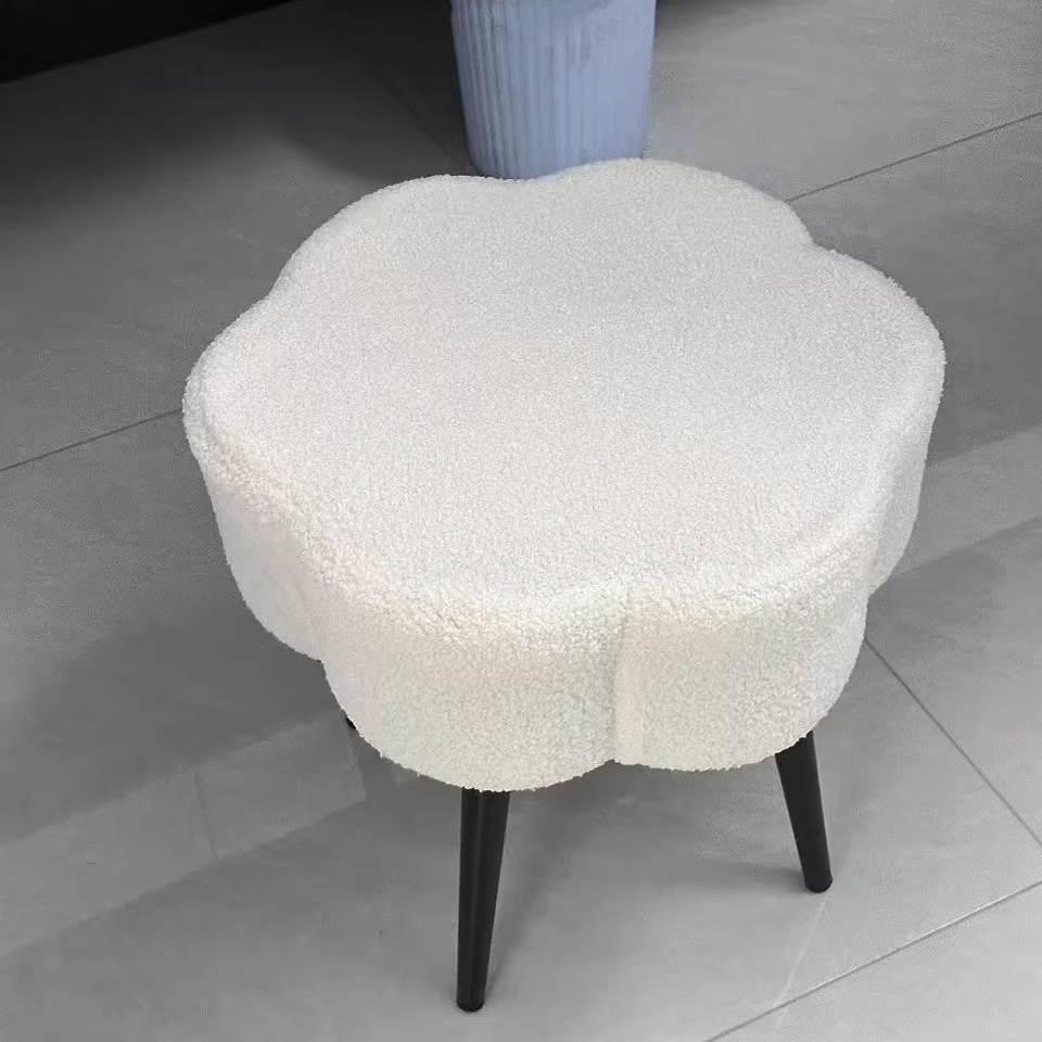 Modern Minimalist Cloud Sherpa Fabric Iron Vanity Stool For Bedroom