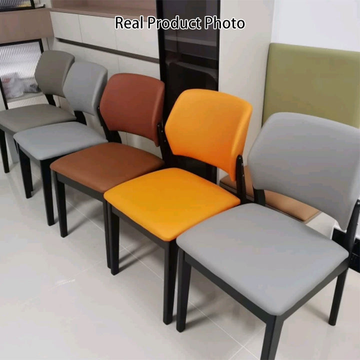 Chaise de salle à manger contemporaine nordique en similicuir rembourré avec dossier ouvert sans accoudoirs pour salle à manger 