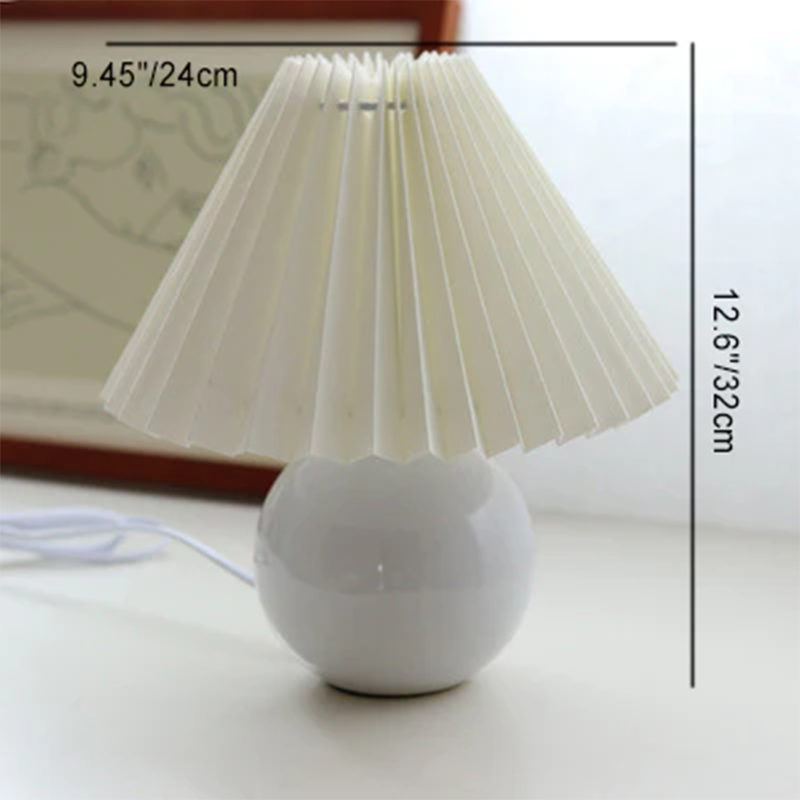 Zeitgenössische Retro Plissee Stoff Runde Keramik Basis 1-Licht Tischlampe für Schlafzimmer