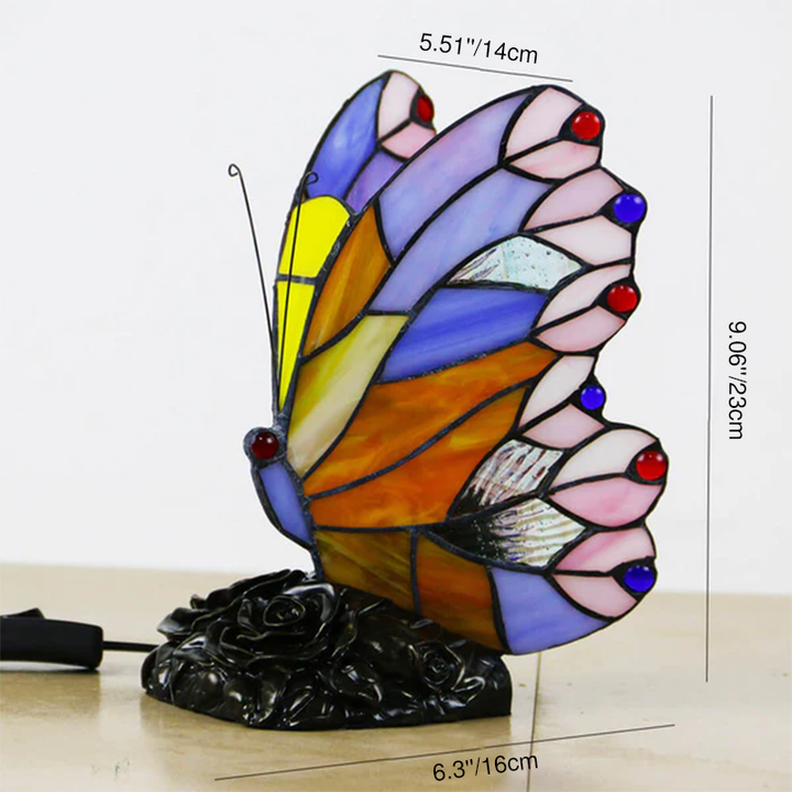 Traditionelle Tiffany-Glas-Harz-Schmetterlingsform Nachtlicht 1-flammige Tischlampe für Schlafzimmer &amp; Wohnzimmer 