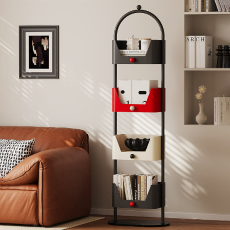 Moderner minimalistischer Aufbewahrungsregal aus Eisen und Marmor in Bogenform, 4 Ebenen, für das Wohnzimmer 
